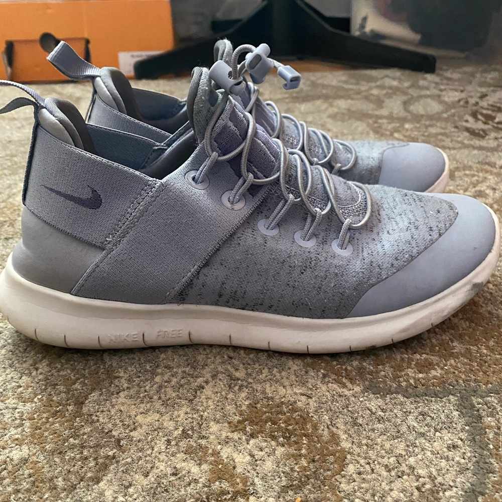 Nike women’s Free RN Cmtr 2017